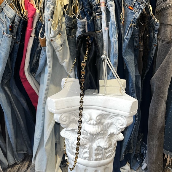 Vintage 80s satin trapezoid bag - Picture 3 of 5